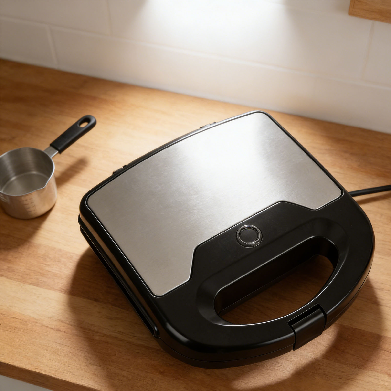ماكينة صنع الكوكيز والوافل الك - مراجعة Mini Waffle Maker Machine وسعره